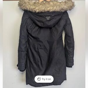 Aritzia TNA Avoriaz Parka XS